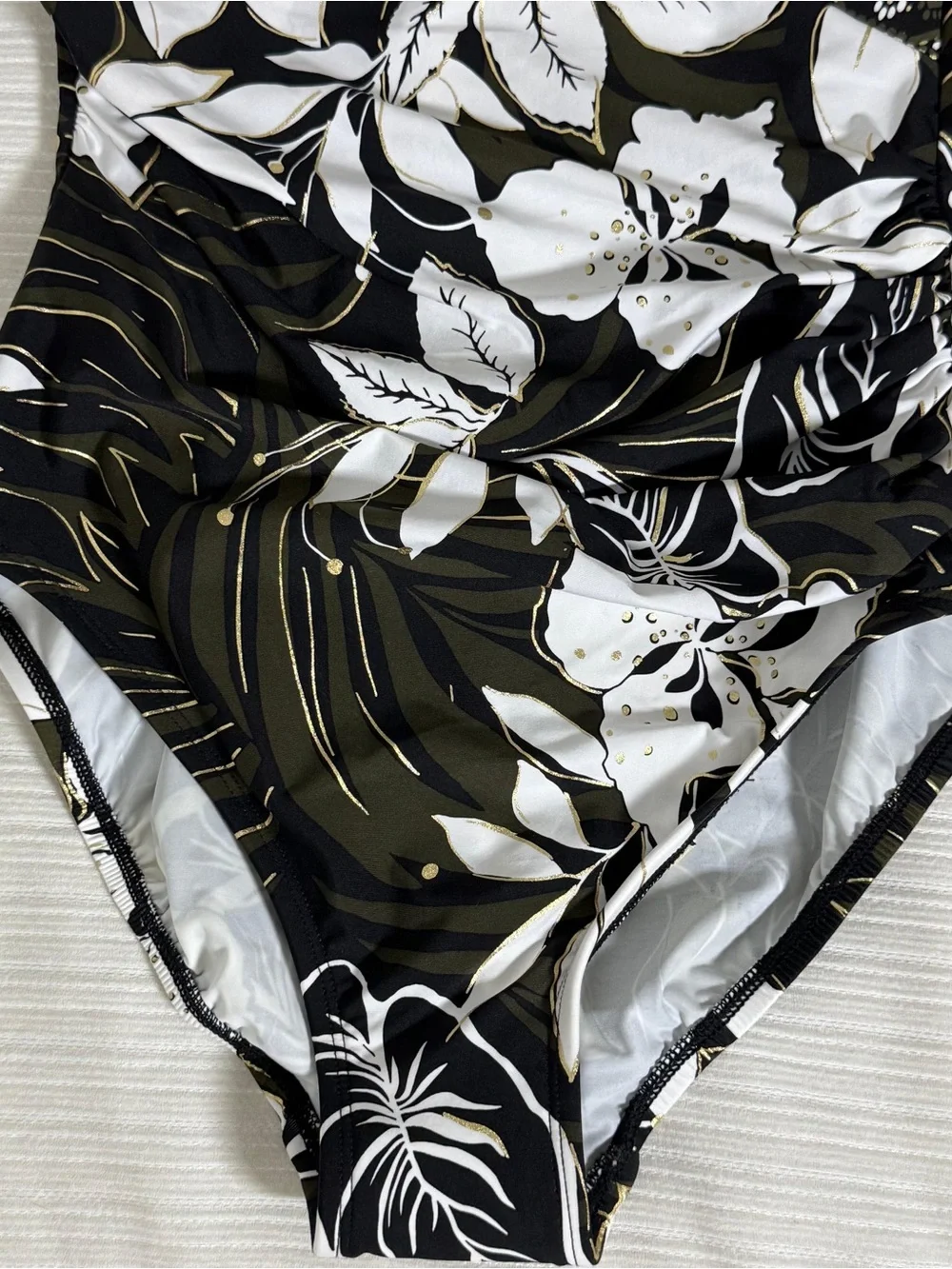 194$ Miraclesuit Elle Dorado Escape Underwired One-Piece Swimsuit Size 12 Black - Picture 8 of 13